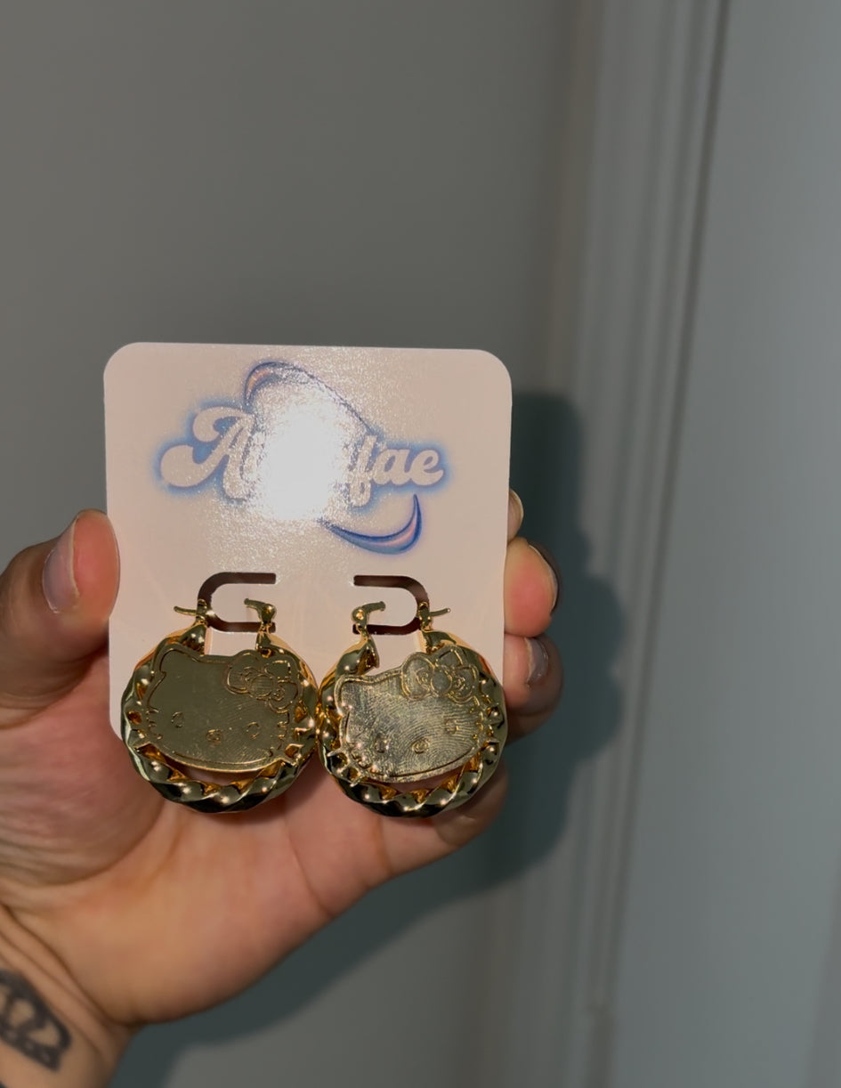 MINI HELLO KITTY HOOPS