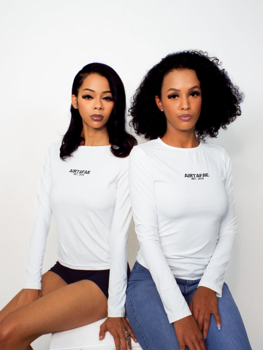 AIRTAFAE basic white long sleeve